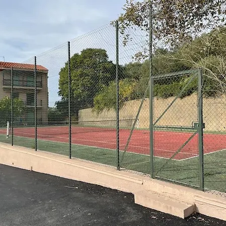 T2 Renove 3 Etoiles Parking, Piscine, A 150m Apartment *